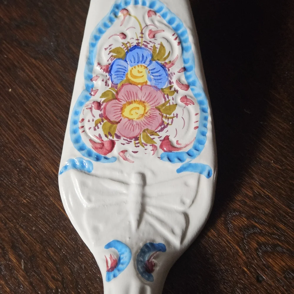 Vintage Italian Hand Made Floral Ceramic Pie / Cake Server.